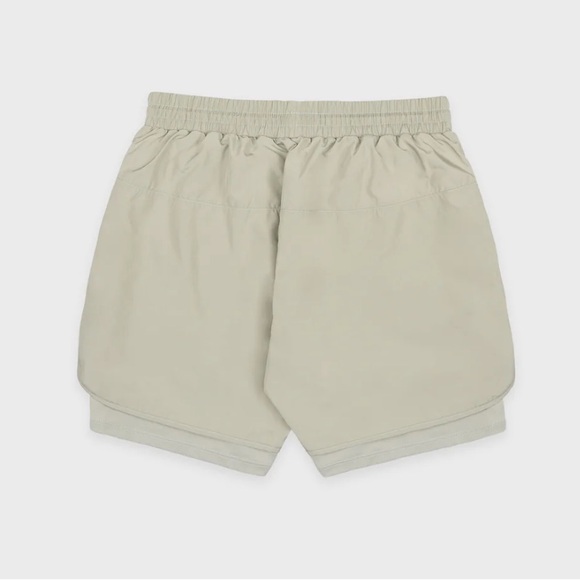 Sporty & Rich Laurel White Runner Active Biker Short / small - Picture 2 of 6